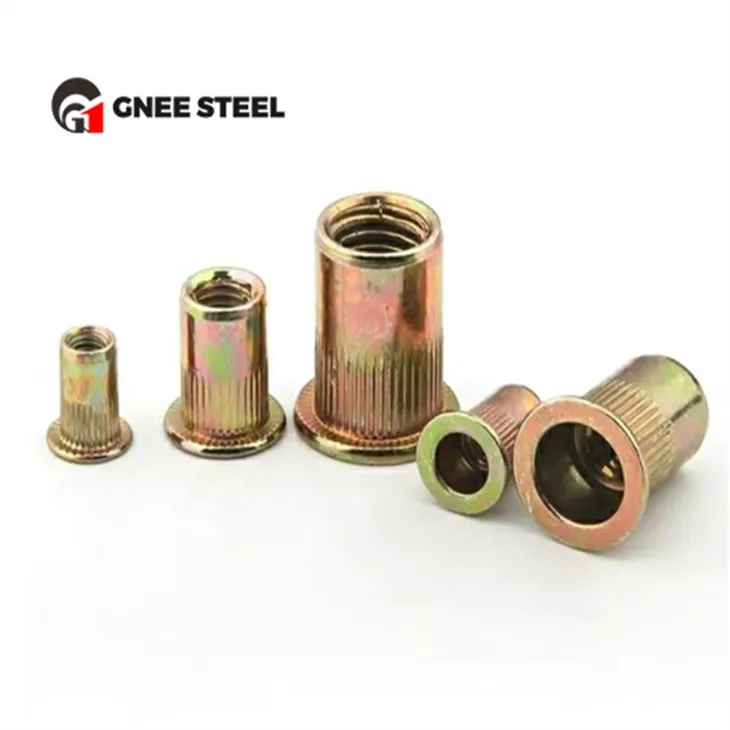 Écrous à riveter en acier galvanisé DIN7340