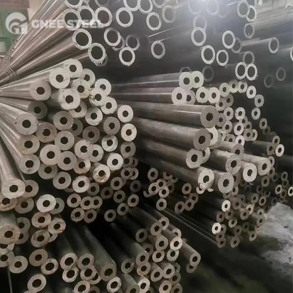 Tube sans couture à froid E470